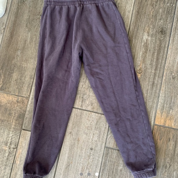 Aritzia TNA Jogger Sweatpants Size Small - Picture 5 of 9